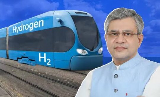 Railway Minister Ashwini Vaishnaw and India's First Hydrogen Powered train